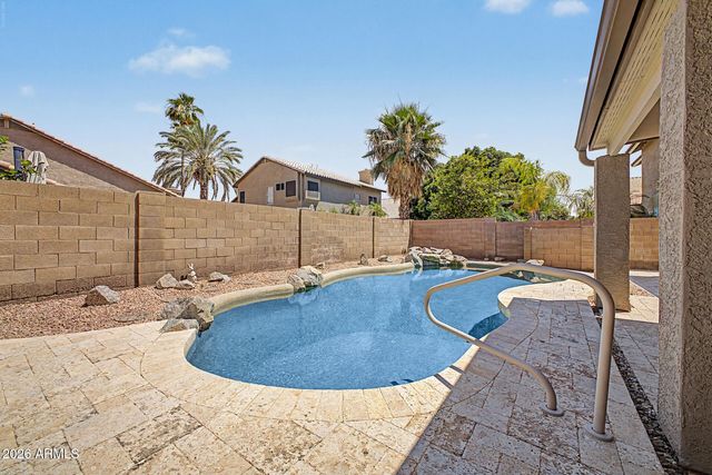 221 S QUARTZ Street, Gilbert, AZ 85296