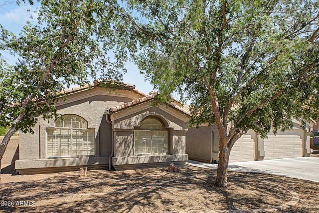 221 S QUARTZ Street, Gilbert, AZ 85296
