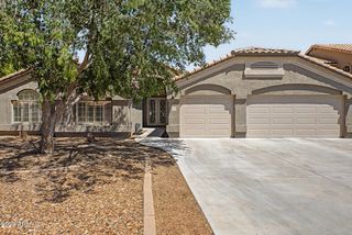 221 S QUARTZ Street, Gilbert, AZ 85296