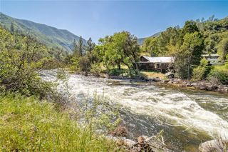 10049 Incline Road, El Portal, CA 95318