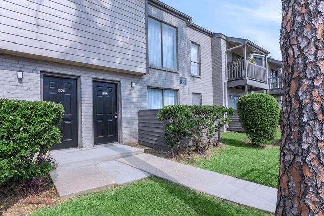1300 Wilcrest Drive 311, Houston, TX 77042