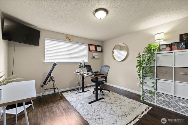 11410 94th Avenue E, Puyallup, WA 98373