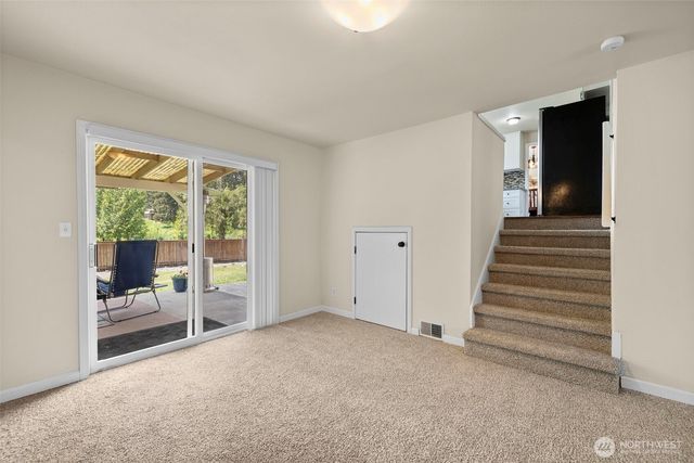 11410 94th Avenue E, Puyallup, WA 98373