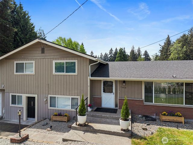 11410 94th Avenue E, Puyallup, WA 98373