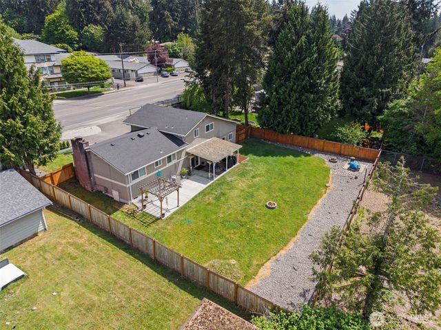 11410 94th Avenue E, Puyallup, WA 98373