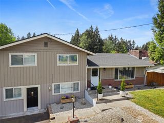 11410 94th Avenue E, Puyallup, WA 98373