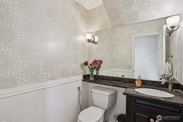 19301 SE 16th Street, Sammamish, WA 98075