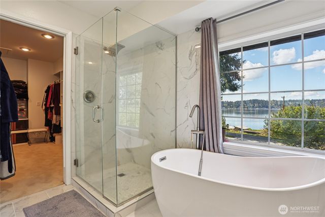 19301 SE 16th Street, Sammamish, WA 98075