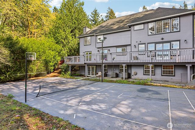 19301 SE 16th Street, Sammamish, WA 98075