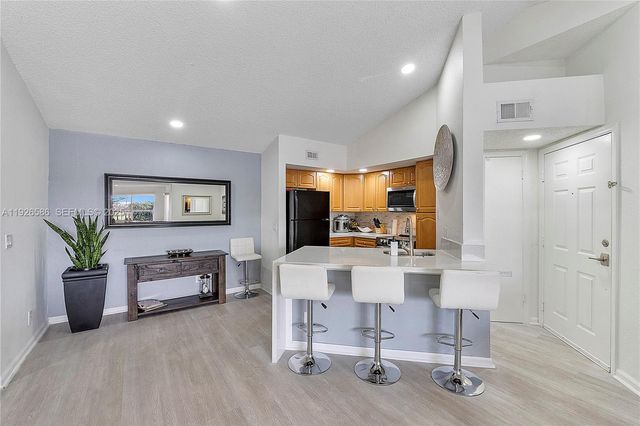 12430 Vista Isles Dr 1327, Sunrise, FL 33325