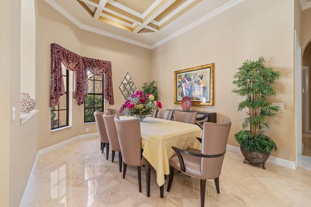 10710 Versailles Boulevard, Wellington, FL 33449