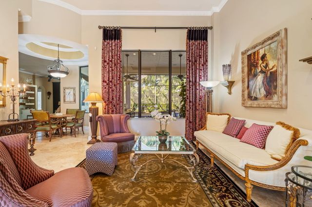 10710 Versailles Boulevard, Wellington, FL 33449