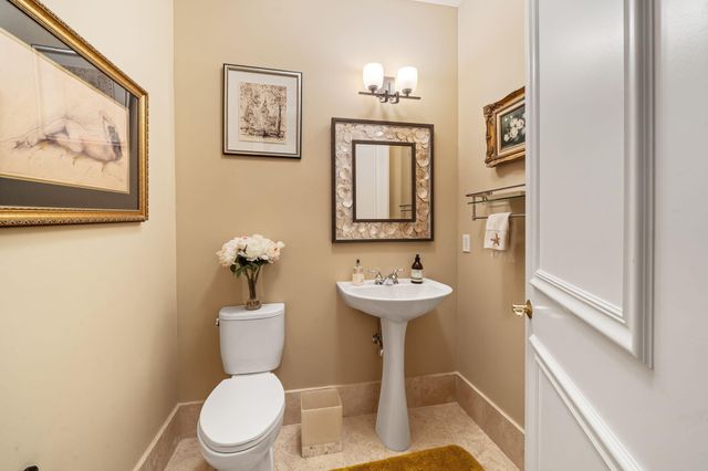 10710 Versailles Boulevard, Wellington, FL 33449