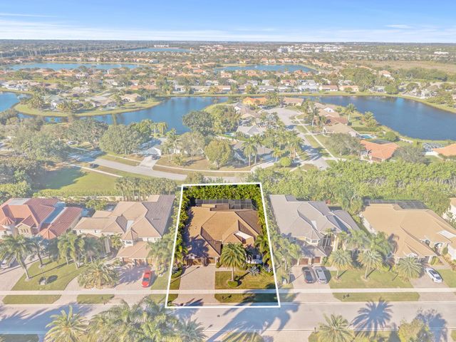 10710 Versailles Boulevard, Wellington, FL 33449