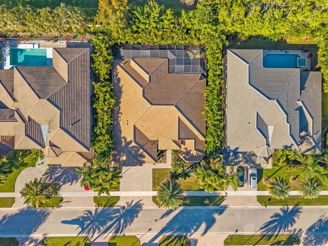 10710 Versailles Boulevard, Wellington, FL 33449