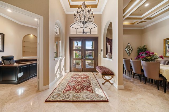 10710 Versailles Boulevard, Wellington, FL 33449