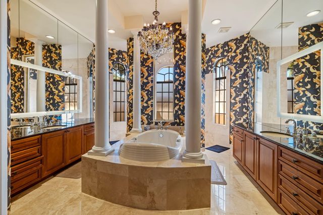 10710 Versailles Boulevard, Wellington, FL 33449