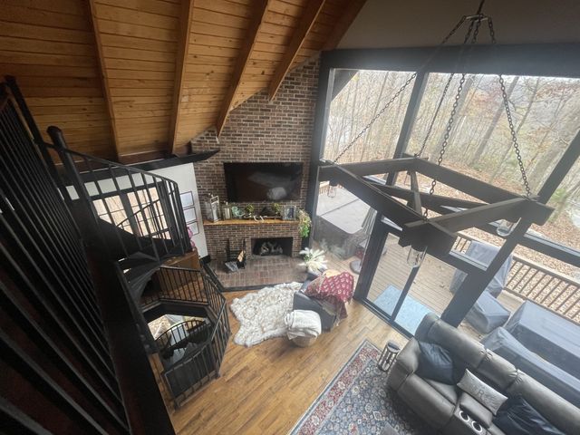 2029 Holly Creek Rd, Celina, TN 38551