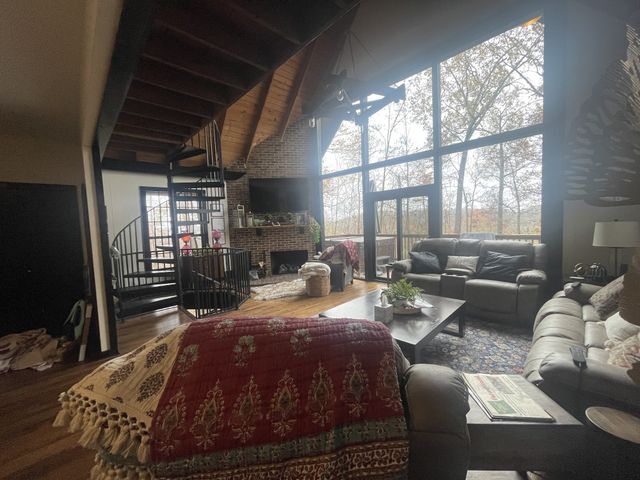 2029 Holly Creek Rd, Celina, TN 38551