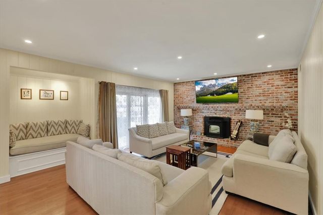 2210 Greenwood Road, Allentown City, PA 18103