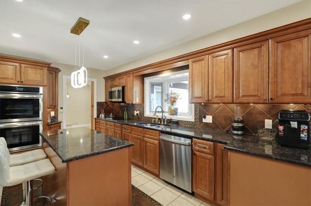2210 Greenwood Road, Allentown City, PA 18103