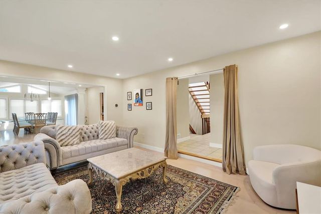 2210 Greenwood Road, Allentown City, PA 18103