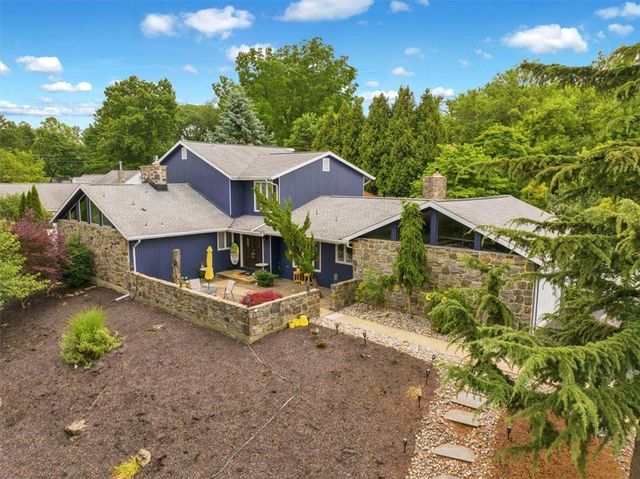 2210 Greenwood Road, Allentown City, PA 18103