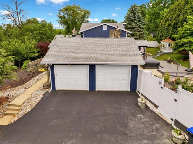 2210 Greenwood Road, Allentown City, PA 18103