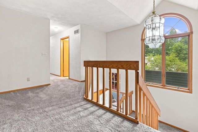 2420 BRANTWOOD DRIVE, Neenah, WI 54956