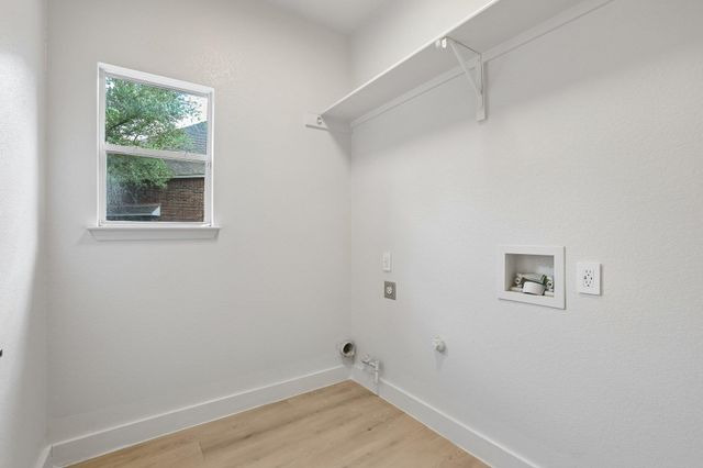 12717 Lee Park LN, Austin, TX 78732