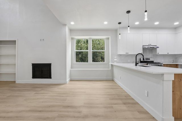 12717 Lee Park LN, Austin, TX 78732