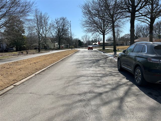 423 Kendall Boulevard, Muskogee, OK 74401