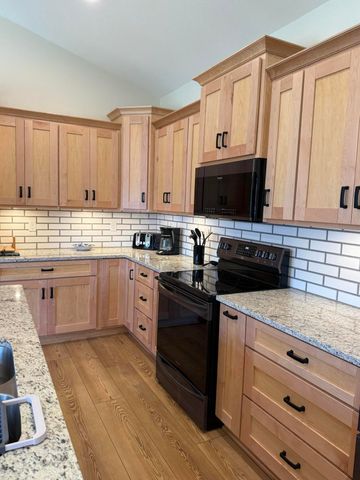 238 Glei Court, Hillsdale, MI 49242