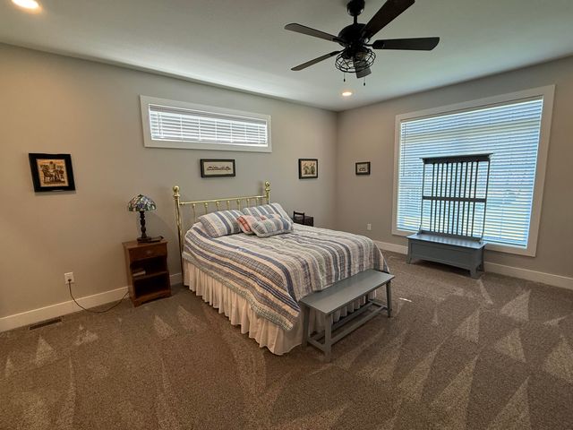 238 Glei Court, Hillsdale, MI 49242