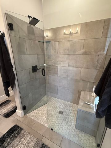 238 Glei Court, Hillsdale, MI 49242