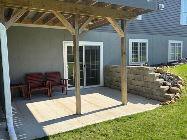 238 Glei Court, Hillsdale, MI 49242