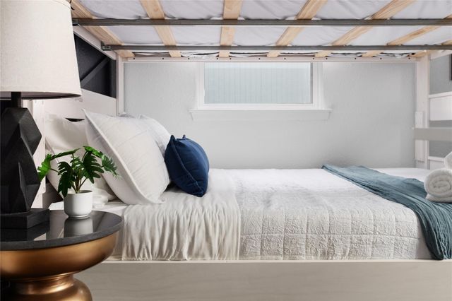 1201 Southport DR D, Austin, TX 78704