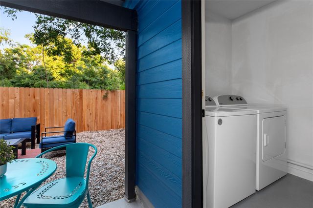 1201 Southport DR D, Austin, TX 78704