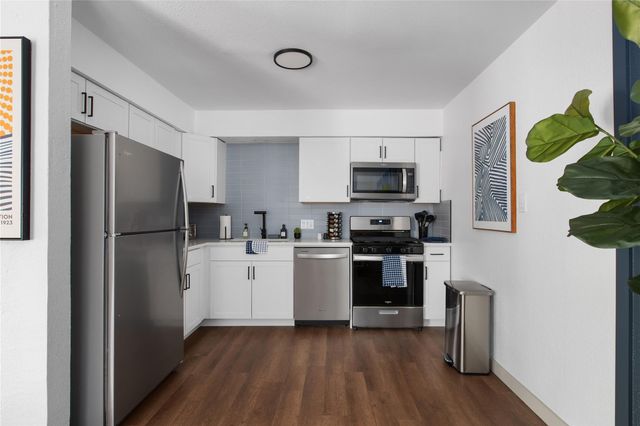 1201 Southport DR D, Austin, TX 78704