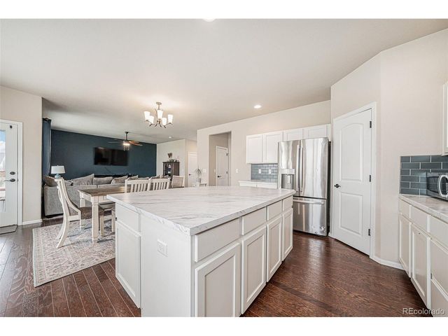 1802 Rise Dr, Windsor, CO 80550