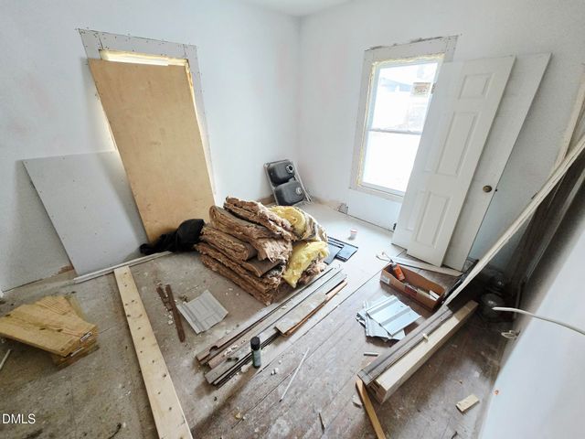 613 Avon Avenue, Burlington, NC 27215