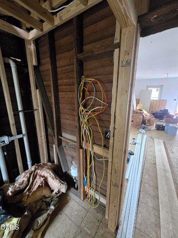 613 Avon Avenue, Burlington, NC 27215