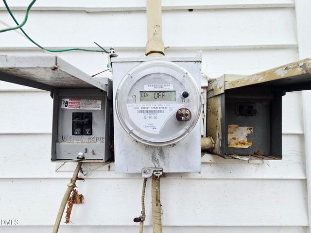 613 Avon Avenue, Burlington, NC 27215