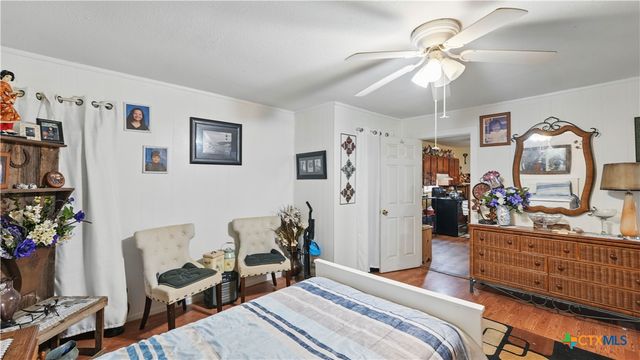 15521 E Highway 90, Kingsbury, TX 78638
