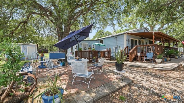 15521 E Highway 90, Kingsbury, TX 78638