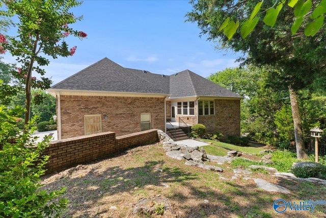 2909 Saddletree Blvd NE, Huntsville, AL 35811