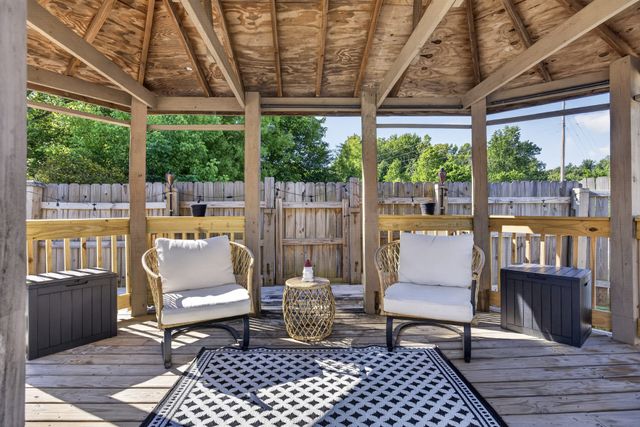 102 Oak Springs Ln, Rickman, TN 38580