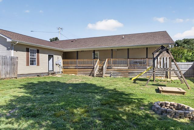 102 Oak Springs Ln, Rickman, TN 38580