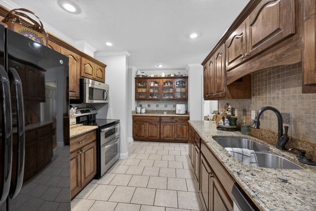 102 Oak Springs Ln, Rickman, TN 38580