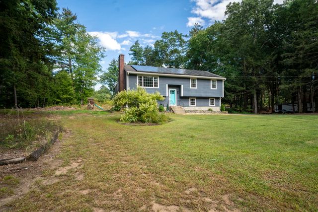 3 Underwood Drive, Litchfield, NH 03052
